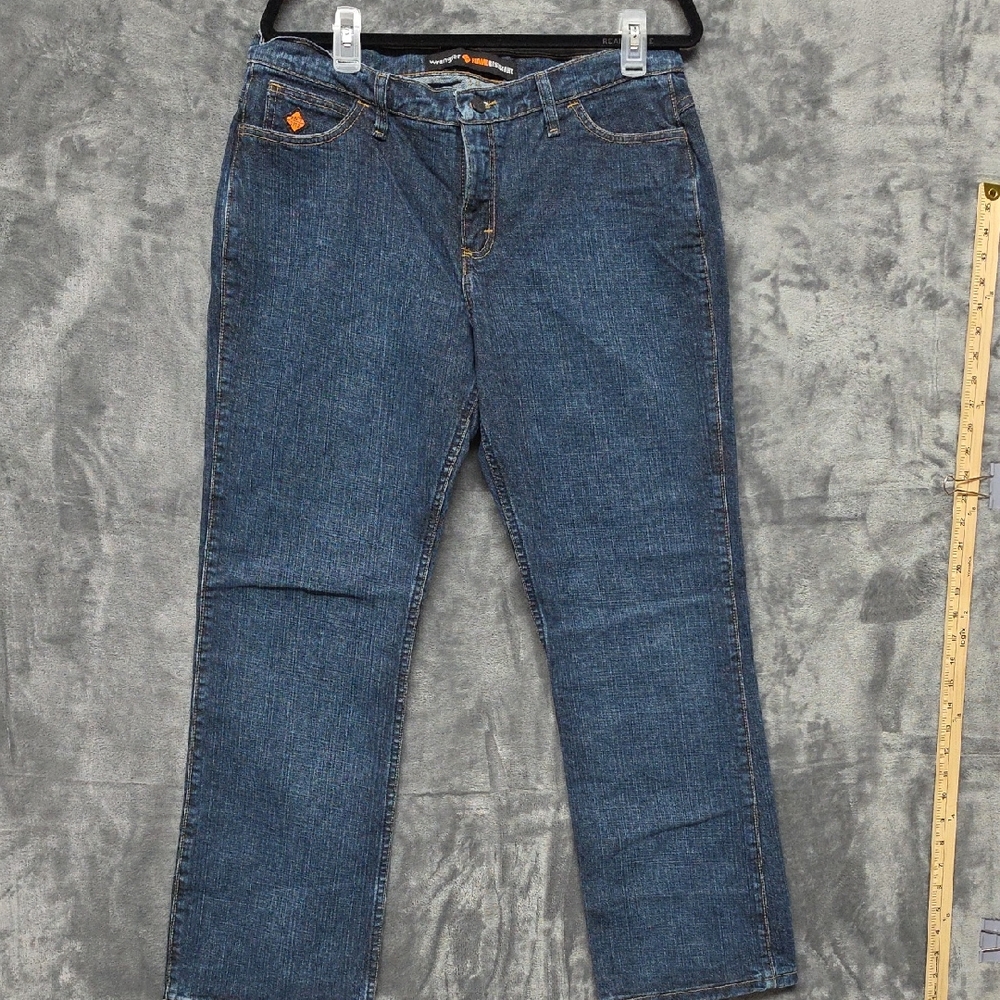 Wrangler Women's Flame Resistant  Blue Straight Leg Jeans sz 32